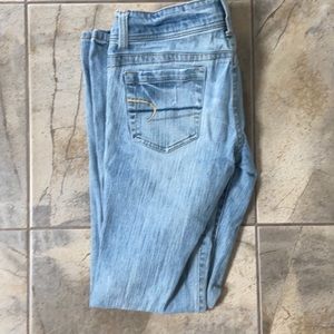 American Eagle size 8 long jeans